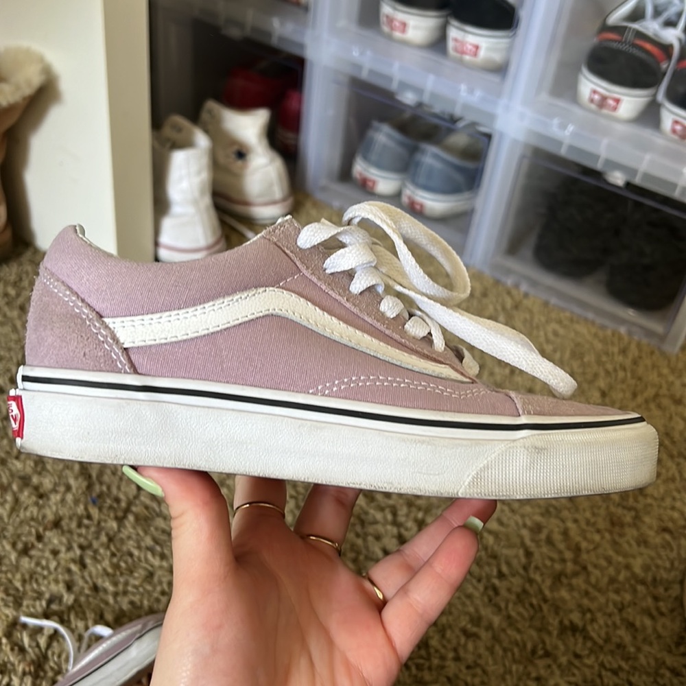 Vans - Picture 9 of 11